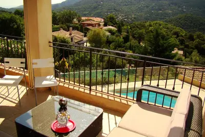 Image de Spacious quiet villa, swimming pool, panoramic view