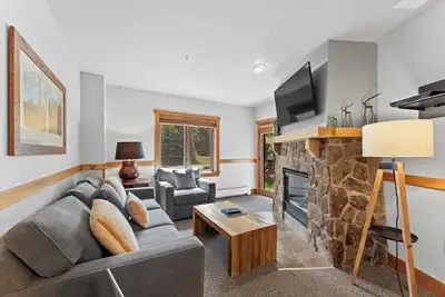 Image de Condo in River Run Village Only Walking Distance to Surrounding Lifts!