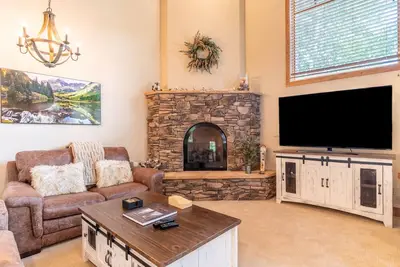 Image de Free Shuttle to Keystone Resort, Balcony with Hot Tub, 4 mins from River Run