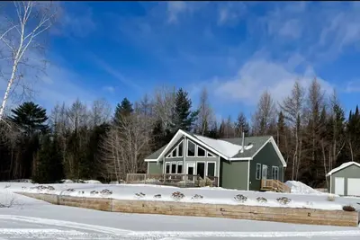 Image de Snowmobile & Atv right on our property to trails, Ride the wilds, corridor 5.