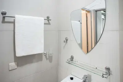 Image de Sublime appartement Cocody Riviera Bonoumin pour un agreeable séjour.
