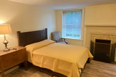 Image de Short term-LongTerm: Choose. Rates &dates available vary. inquire for pricing