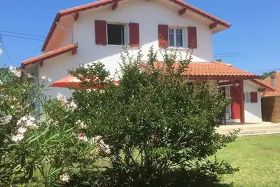 Image de Belle Villa Familiale - Triangle d'Or entre plage et centre