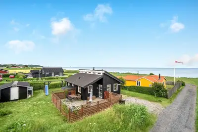 Image de Belle maison à Frederikshavn avec WiFi