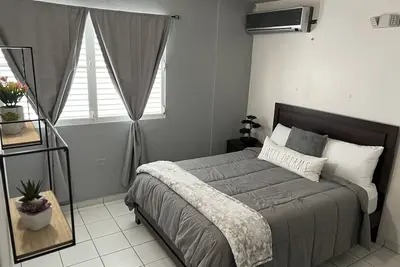 Image de Private Apartment close to everything you need!