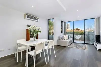 Image de St Leonards- Herb1 -  Herbert Street - Approx. $ 775-$1075 per/week Tastefully Furnished and Designed St Leonards