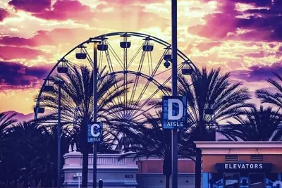 Image de Open and bright 4b/3b Charming home in Lake forest