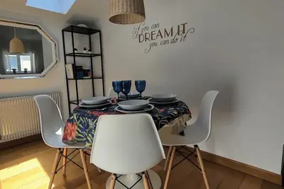 Image de Almirante Burgos Centro Tranquila Vut 09/212