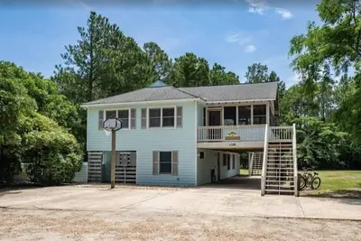 Image de Oceanside/Walk2Beach/HeatedPool/Hot Tub/Pool Table