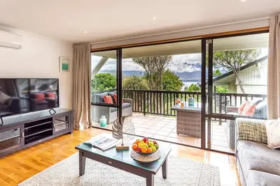 Alpine Lake View Spacious Two Bedroom Apartment