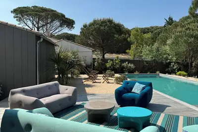 Image de Magnifique Villa d'architecte, piscine, plage à pied, pétanque, billard, basket