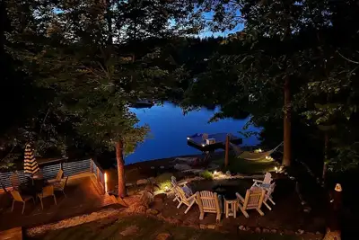 Image de Lakefront w/Dock! Family Friendly Amenities, Close to skiing and Hudson, Ny
