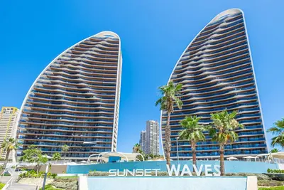 Image de Sunset Waves 1-191