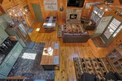 Image de Peaceful Setting but close to beaches!