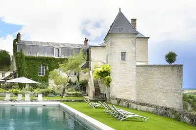 Image de Chateau Des Siecles - Treize Chambres, Couchages 33