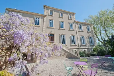 Image de Manoir Belle Epoque - Neuf Chambres, Couchages 18