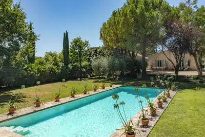 Image de Mas Art et Soleil - Trois Chambres Villa, Couchages 6