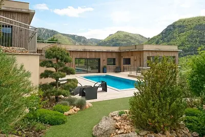 Image de Dans La Nature - Quatre Chambres Villa, Couchages 8