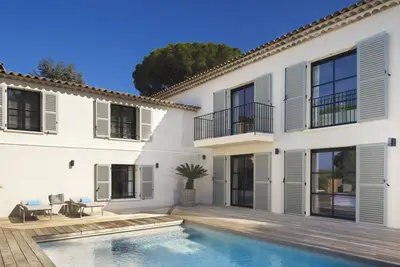 Image de La Nautique - Quatre Chambres Villa, Couchages 8