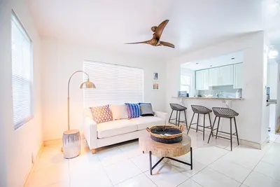 Image de Great 1-Bedroom at Seagull Steps from 7 Mile Beach