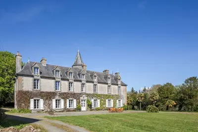 Image de Chateau De Lothea - Cinq Chambres, Couchages 10