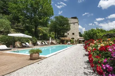 Image de Torre Perugina - Dix Chambres Villa, Couchages 20