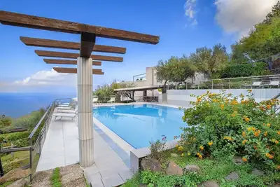 Image de Villa Lea - Douze Chambres Villa, Couchages 24