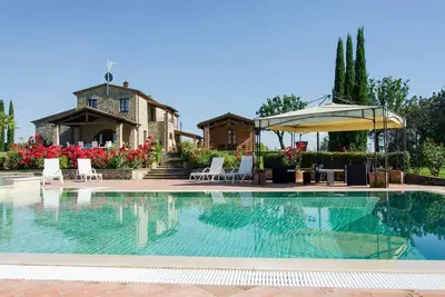 Image de Casale Sangiovese - Six Chambres Villa, Couchages 12