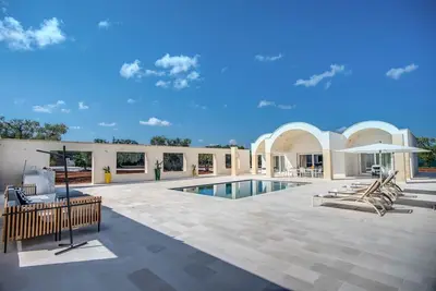 Image de Villa Cristallina - Deux Chambres Villa, Couchages 4