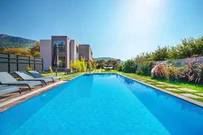 Image de Villa Alev - Deux Chambres Villa, Couchages 4