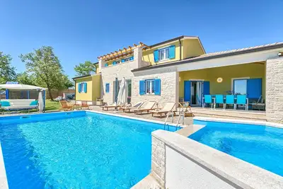 Image de Villa Rijeka - Cinq Chambres Villa, Couchages 10