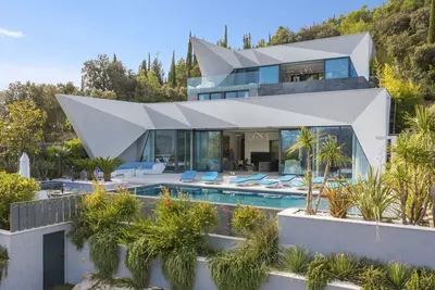 Image de Grandeur Villa - Cinq Chambres Villa, Couchages 10