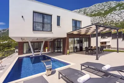 Image de Villa Dive - Trois Chambres Villa, Couchages 6