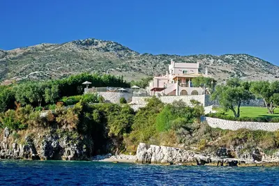Villa Athina - Six Chambres Villa, Couchages 12