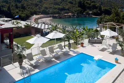 Image de Villa Aquamarine - Quatre Chambres Villa, Couchages 10