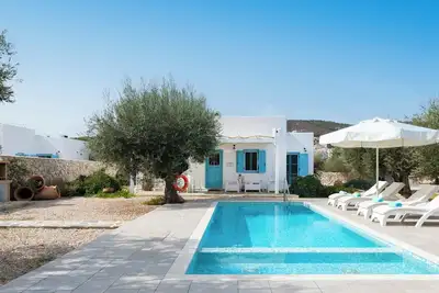 Image de Kalathos Blue - Deux Chambres Villa, Couchages 4