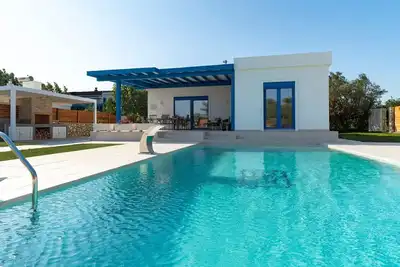 Image de Kolympia Thalassa - Deux Chambres Villa, Couchages 6