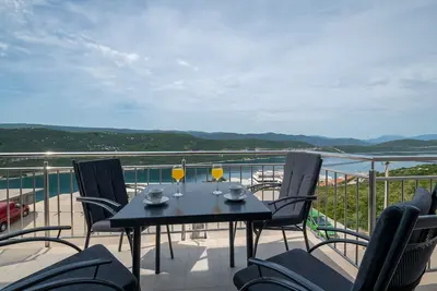 Image de Apartments Glorija - One Bedroom Apartment with Balcony and Sea View A1