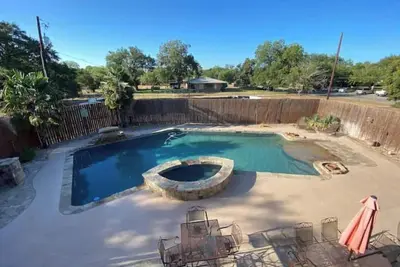 Image de Ponderosa Home, great for families