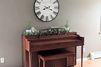 Image de Haven home in quiet community, Southern Mn. Shopping, Lakes, Hiking, Skiing.