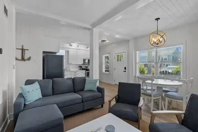 Image de Atlantic Breeze South - Cozy & Renovated - Walk To Beach