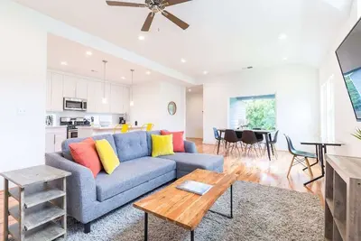 Image de Your Great Bungalows! Sleeps 18, 6br/4ba, 8 Park