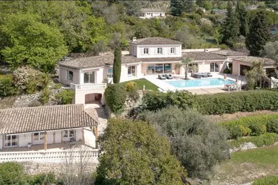 Image de Charmante villa de 6 chambres