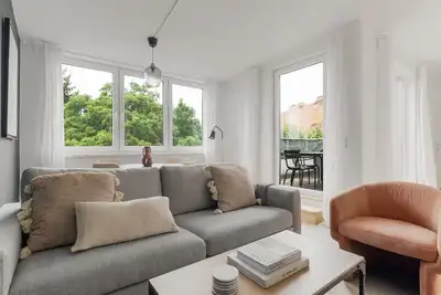 Image de Sleek Hietzing 2br w/ Community Garden & Private Terrace, by Blueground