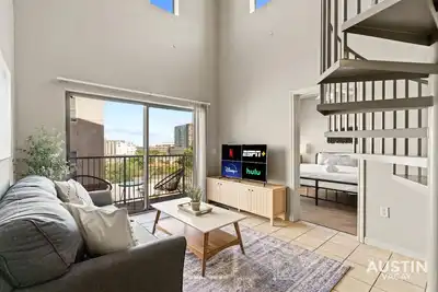 Image de Cute & Comfy Apartment by The University of Texas