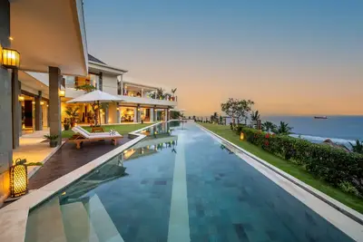Image de Oceanview 4br Villa, Infinity Pool in East Bali