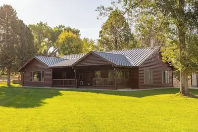 Image de Great Shell Wyoming Escape- Large Family Retreat at the Base of the Bighorn Mountains