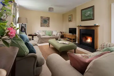 Image de Pirnie Cottage - a charming four bedroom cottage ideal for families