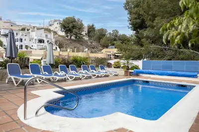 Image de Villa Miramar Burriana Beach 6 pax avec vue sur la mer et piscine