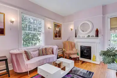 Image de Perfect Starland 2 Bedroom | Heated Pool Access